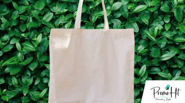 Claves para diseñar souvenirs empresariales ecológicos que cuenten una historia Tote bag beige