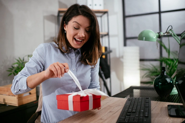 Detalles corporativos útiles para reforzar la cultura interna de una empresa